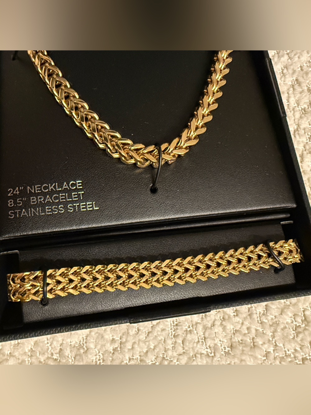Men’s Stainless Steel Gold Tone Cuban link Chain Necklace 24” & 8.5” Bracelet - Picture 3 of 7